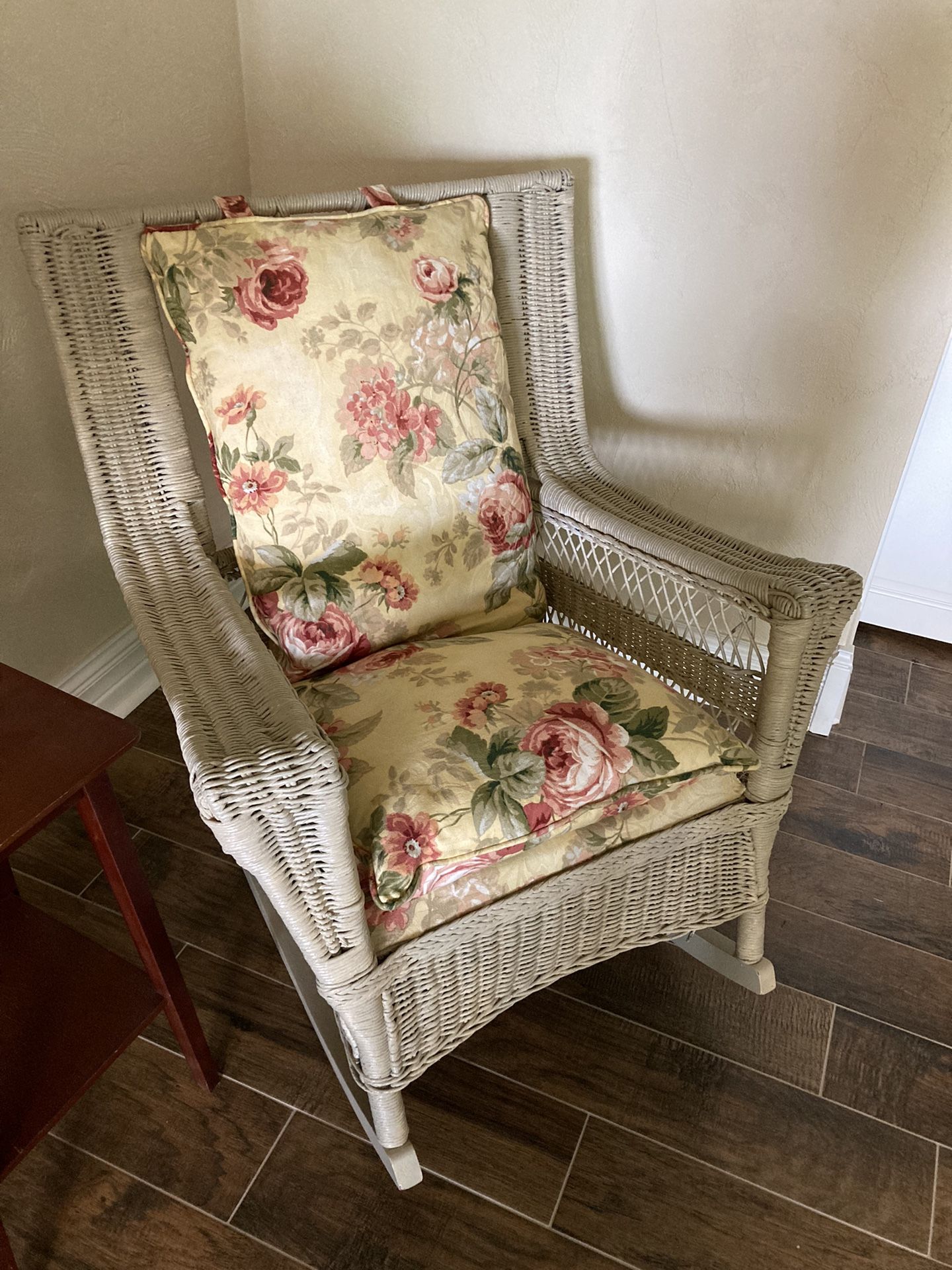 Antique Settee/Day Bed And  Rocker
