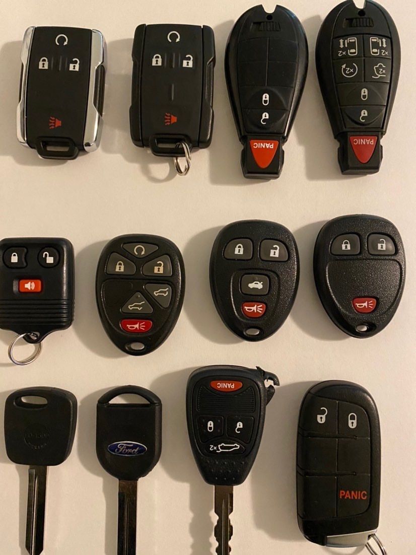 Keys And Remotes Llaves Y Controles