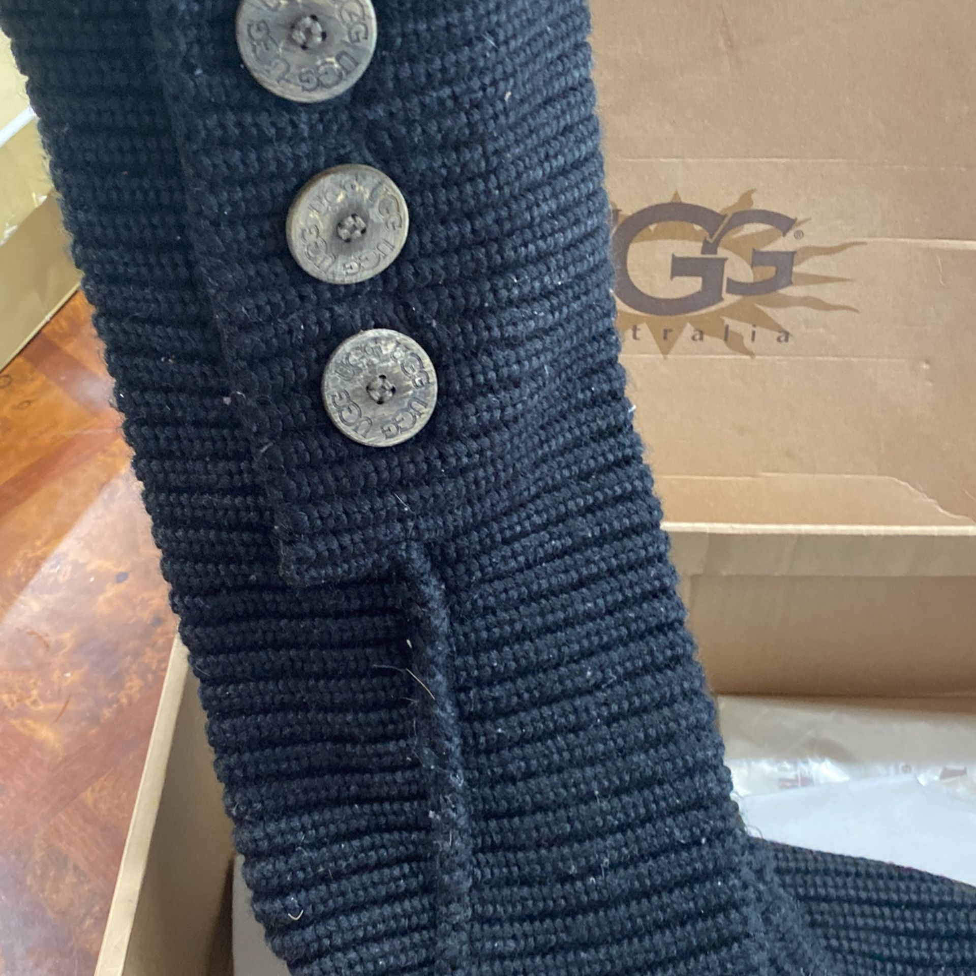 Ugg