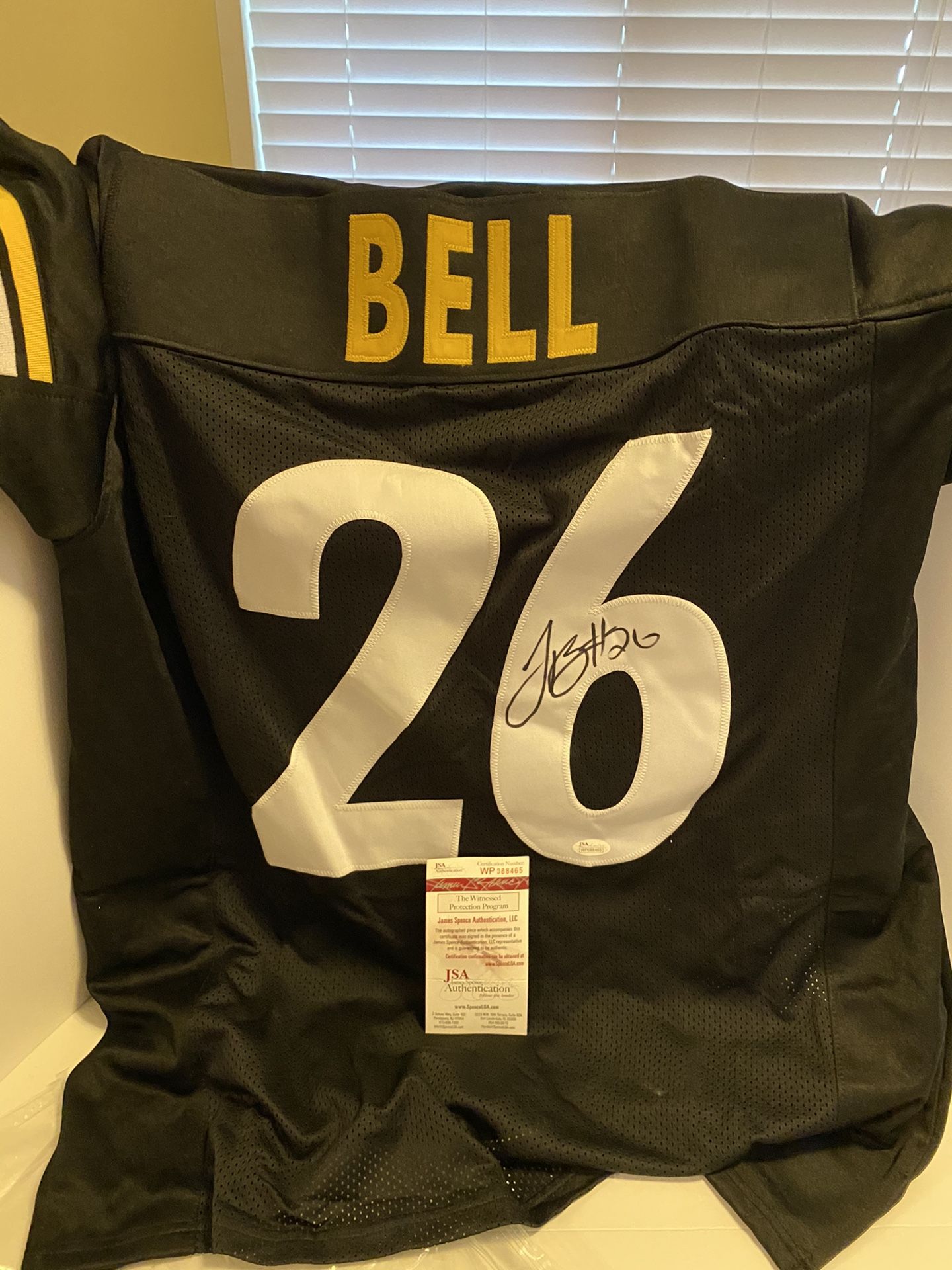 Leveon Bell Autographed NFL Jersey! JSA COA!