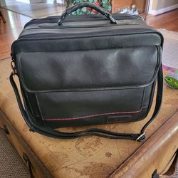 12x14 All Leather Targus Laptop Travel Bag