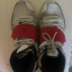Kyrie 6 Size 10.5