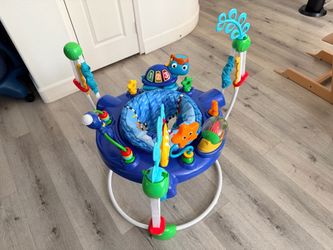 Baby Einstein Neptune's Ocean Discovery Jumpe