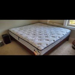 Sealy Matress King Size