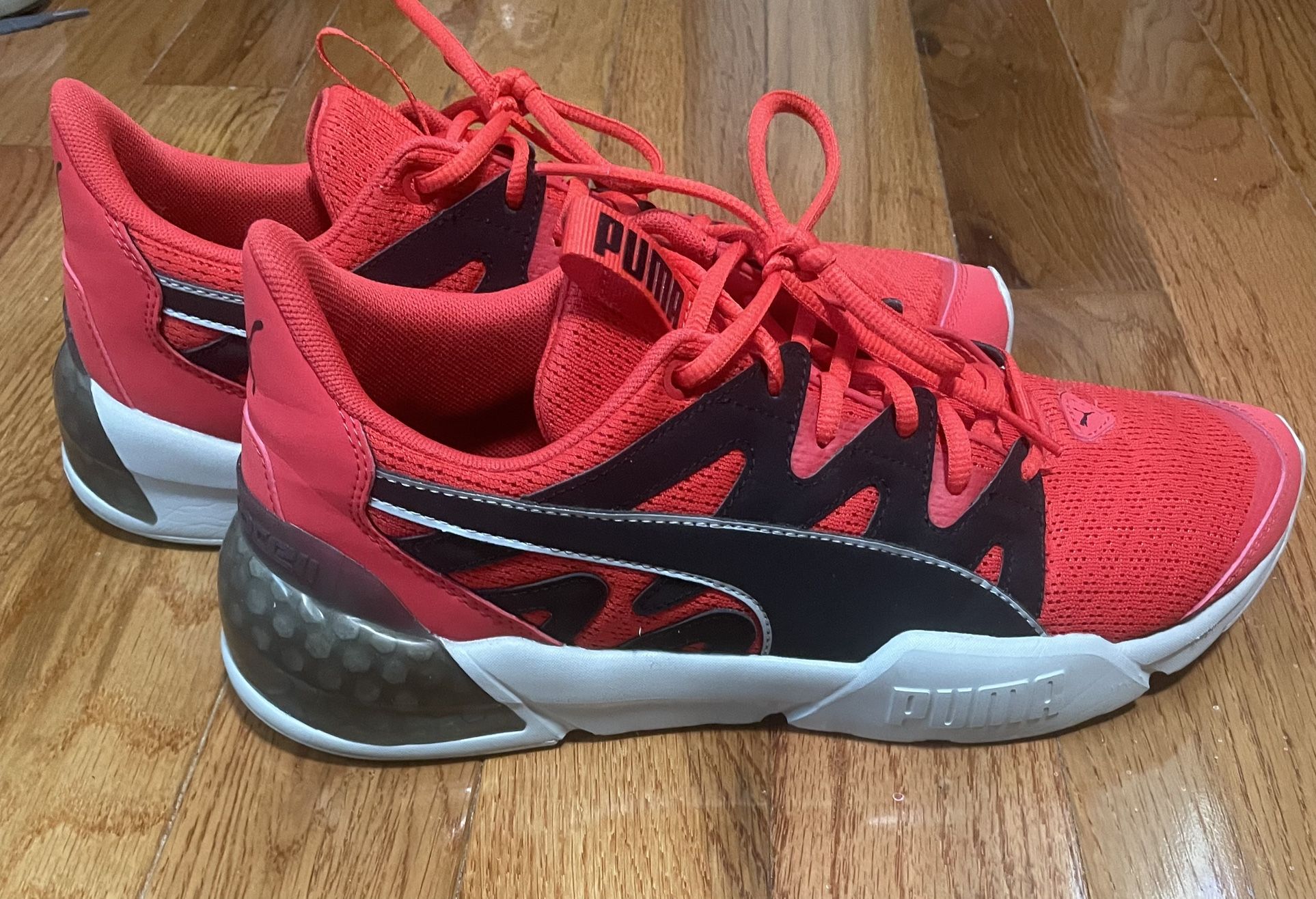 Puma Sneakers