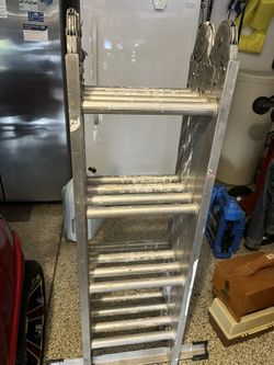 16 Feet H Aluminum Ladder