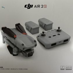 DJI Air 2S Drone Fly More Combo Almost new