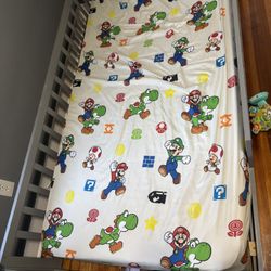 Toddler twin size bed