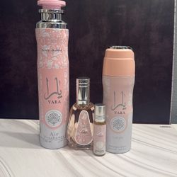 (4) Piece Yara Collection