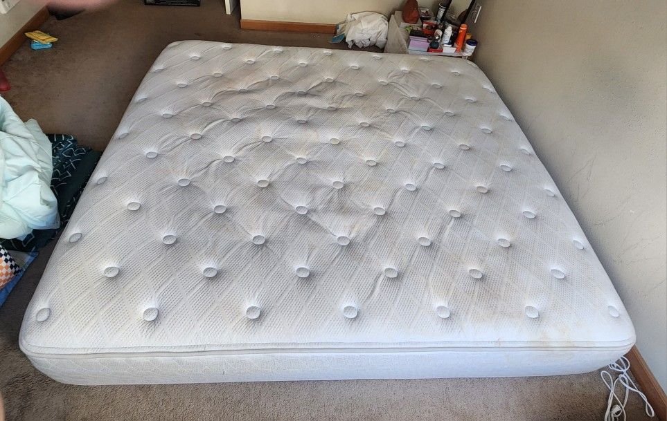 King Size - Posturepedic Mattress