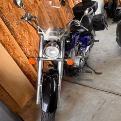 2005 Honda Shadow 750cc 