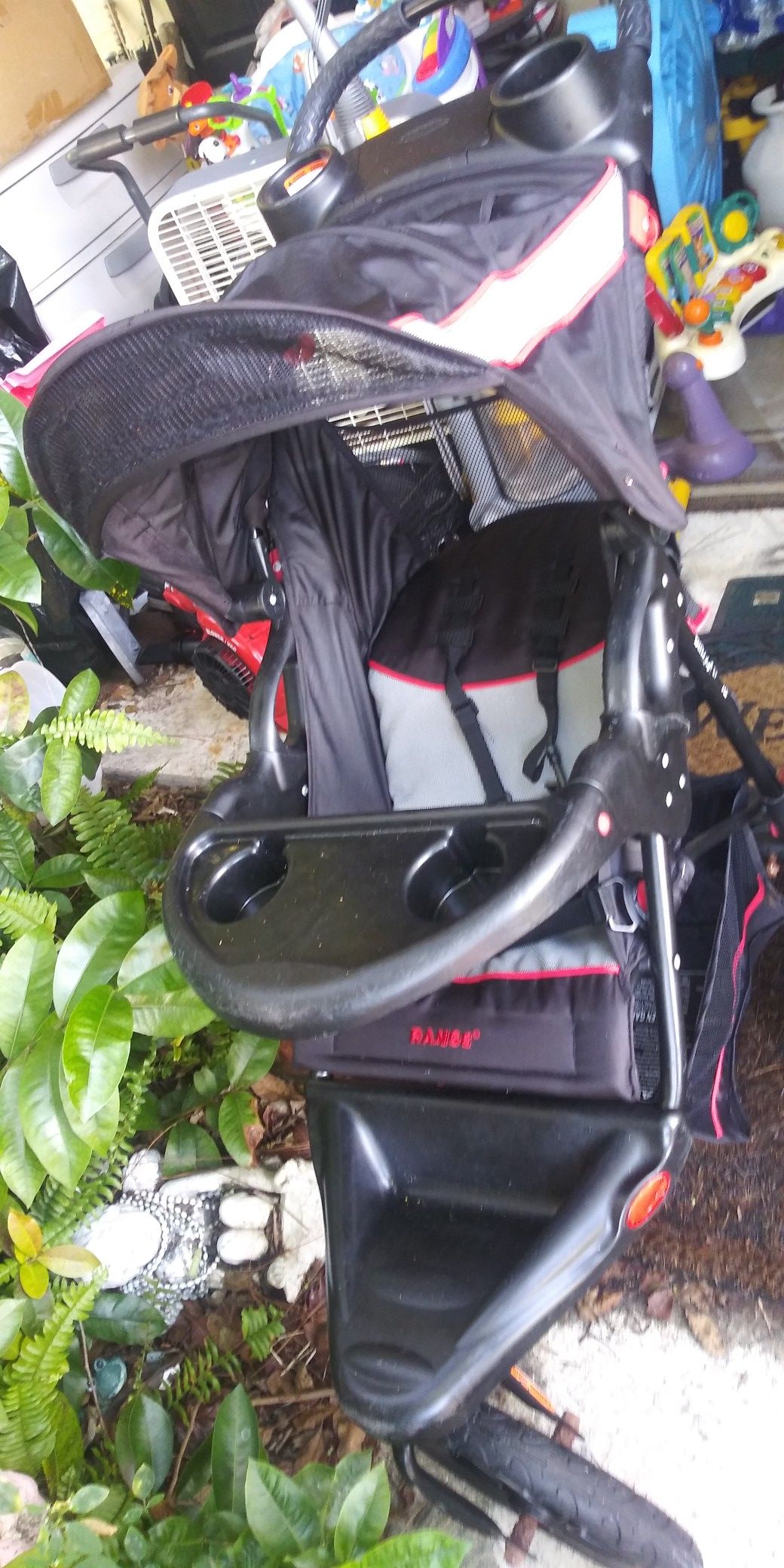 Baby trend jogger stroller like new 10dol firm lots deals my post go look