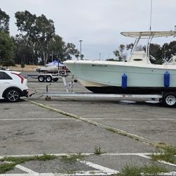 2022 Cobia 237 CC