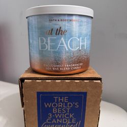NWT NIB bath And Body Works At The Beach 3 Wick Candle 