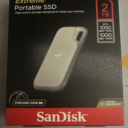 SanDisk 2TB Extreme External Portable SSD Up to 1050MB/s USB-C USB 3.2 Gen 2 SDSSDE51-2T00-AW25