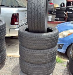 285 45 21 Bridgestone Alenza Set of 4 Used Super Clean Set