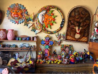 Macetas de Talaveray Decoraciónes,diferentes diseños y diferentes $$precios .