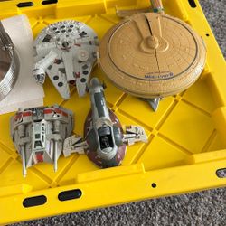 Star Wars - Star Trek Collectible 