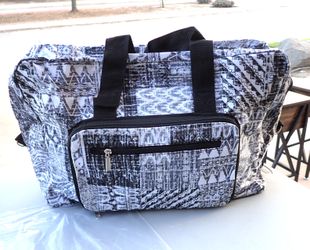 Patterned Duffel Bag, Black and white