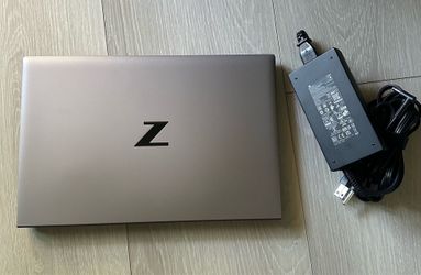 HP ZBook Firefly 14 G8 Mobile Workstation