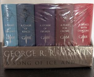 A Game of Thrones Leather-Cloth Boxed Set (A Song of Ice and Fire)