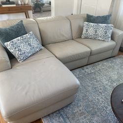 NATUZZI sofa Couch - Good Condition 