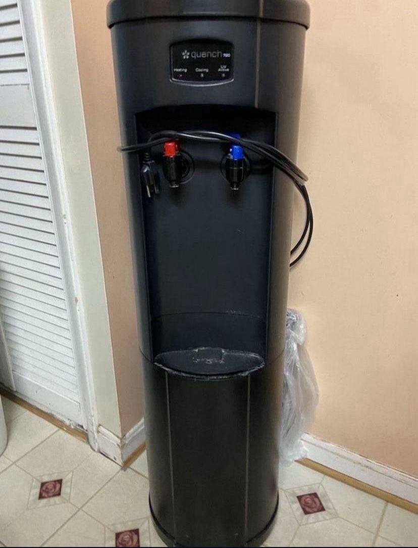 Quench 720 bottleless water dispenser hot and cold water