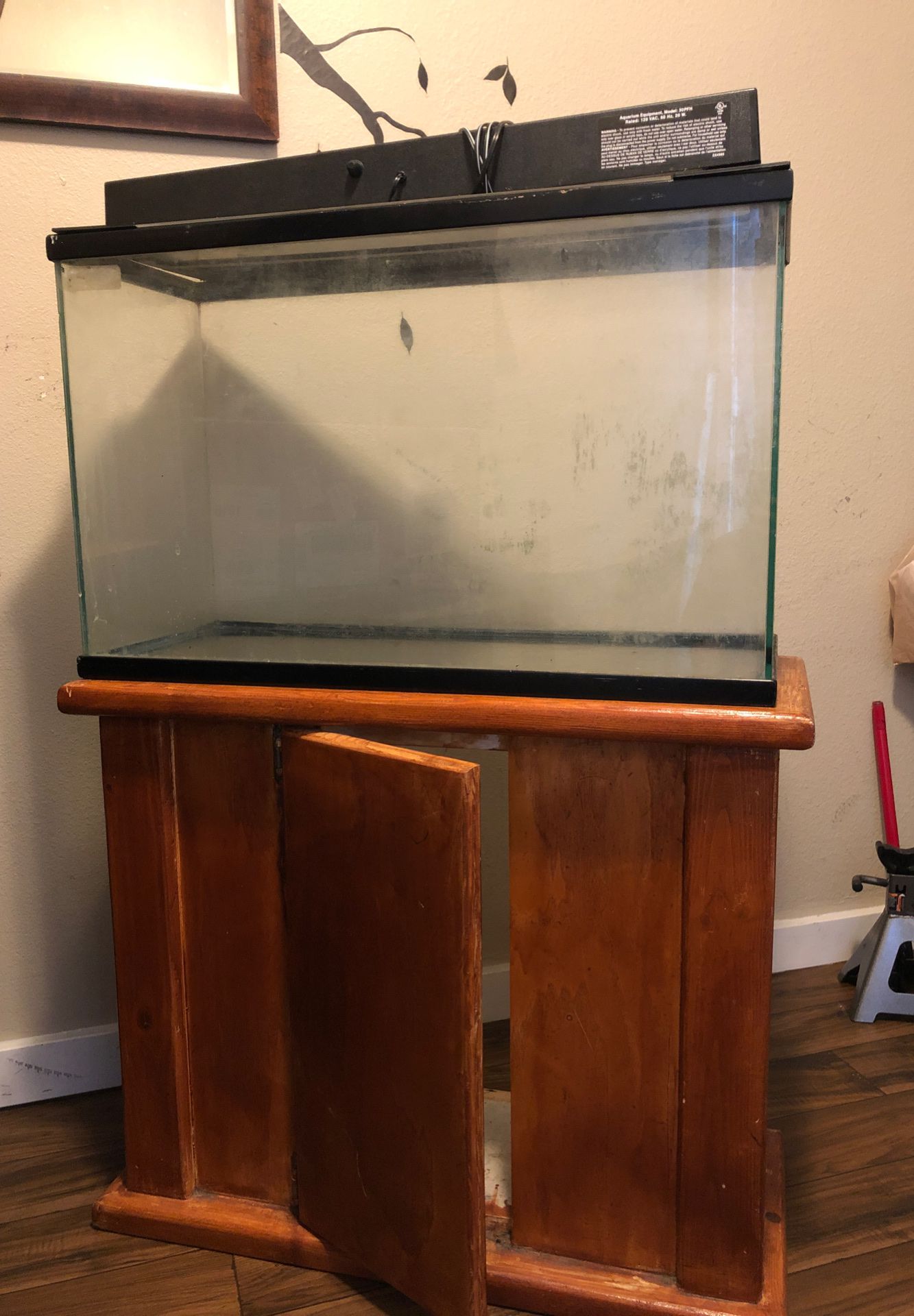 28 Gallon Fish tank, equipment and stand