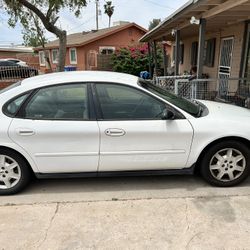 2007 Ford Taurus