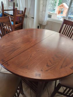 Table and 6 chairs