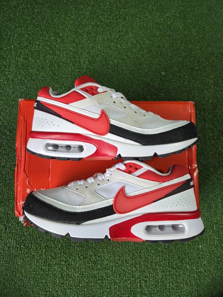 Air MAX Red ,Black,Red Size 7Y Or Womens 8.5