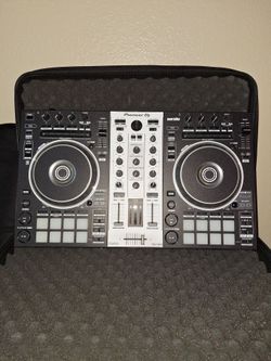 PIONEER DDJ SR2 DJ CONTEOLLER