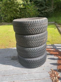 4 used 255/60R18 good year tires
