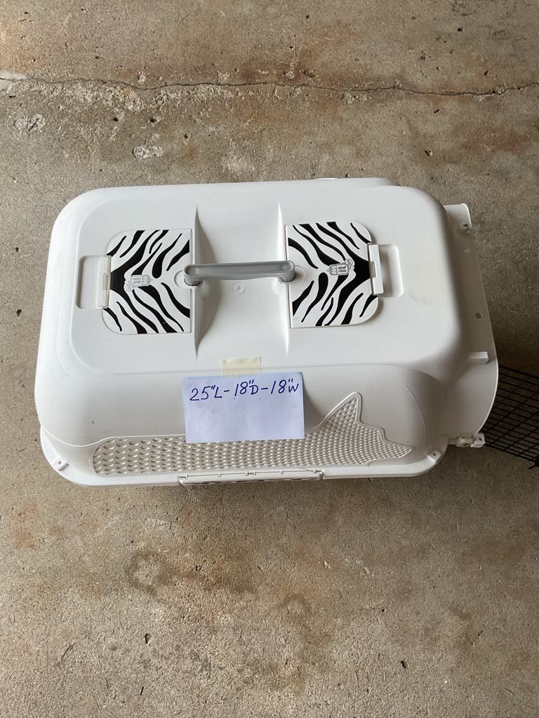 Pet Carrier 25 X 18 X 18
