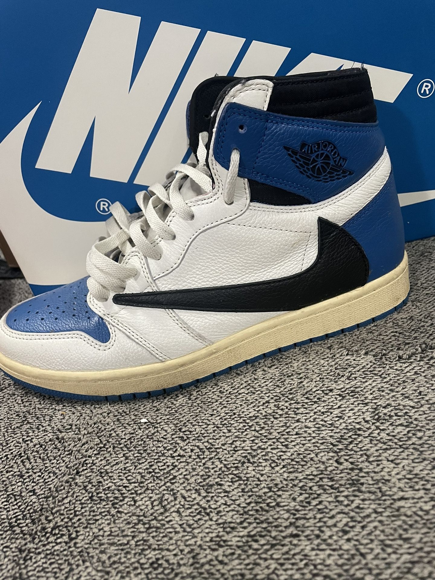 Travis scott jordan one