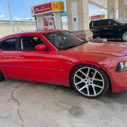 08 Hemi Charger 