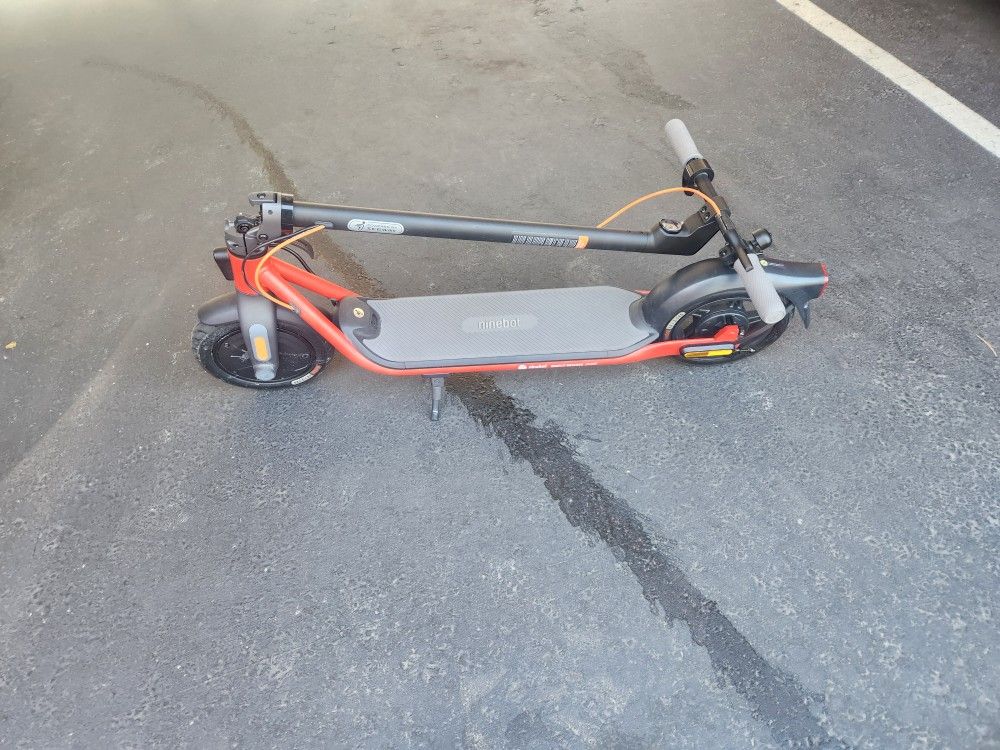 NINE BOT. SAGWAY ELECTRIC SCOOTER