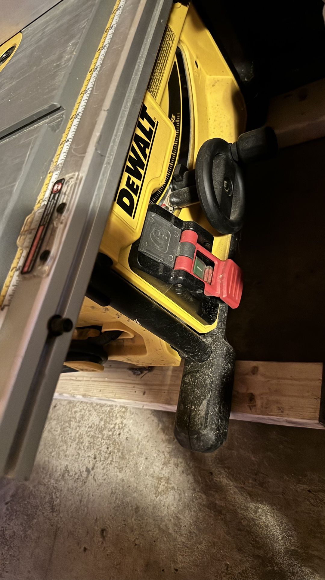 Dewalt Table Saw