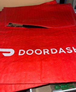 DoorDash Red Insulated Delivery Bag
