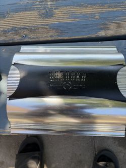 Bazooka EL1500 1-channel subwoofer amplifier.