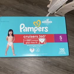 Size 5 Diapers Cruisers 