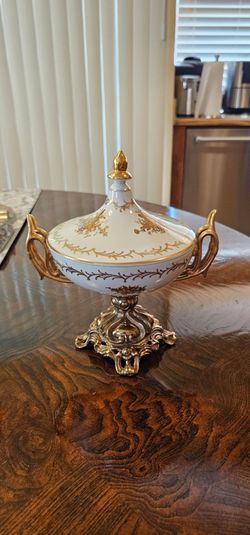 Vintage Ornate Gilded Footed Lided Bowl Jar Gold Porcelain MCM Hotel Regency / Decor / Collectible / Decorative / Antique / Floral / Unique / Gift