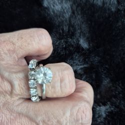 Vintage Silver Set Of Rings Size 6.