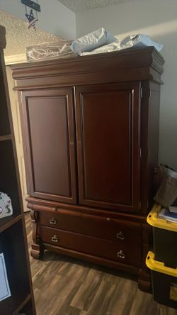 armoire.