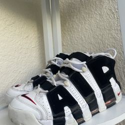 Nike Air More Uptempo White/Black/Red – Size US 11