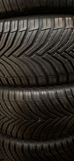 Set of tires (4) 205-55-16 Michelin cross climate 2
