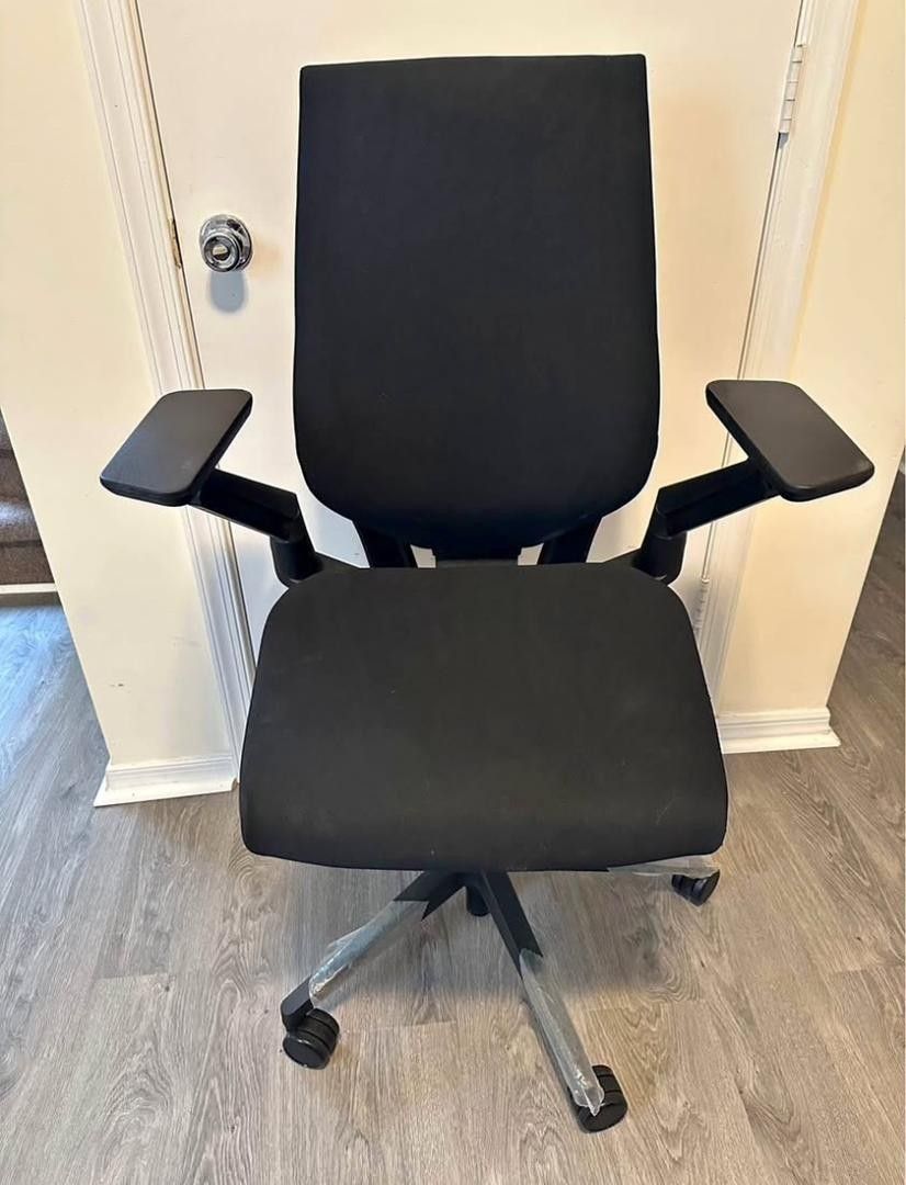 Modern Black-Steelcase- Gesture- Office-Desk-Chair