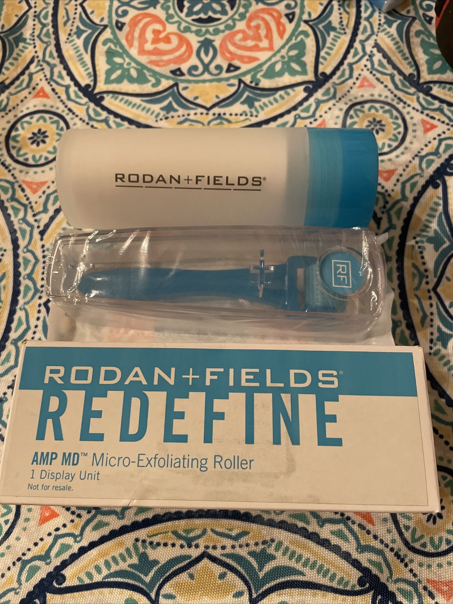 Rodan and Fields REDEFINE Cleansing Vial + AMP MD Micro-Exfoliating Roller