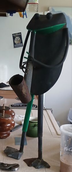 Metal Garden Decor -  Frog 