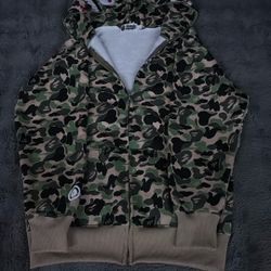 BAPE camo hoodie OBO